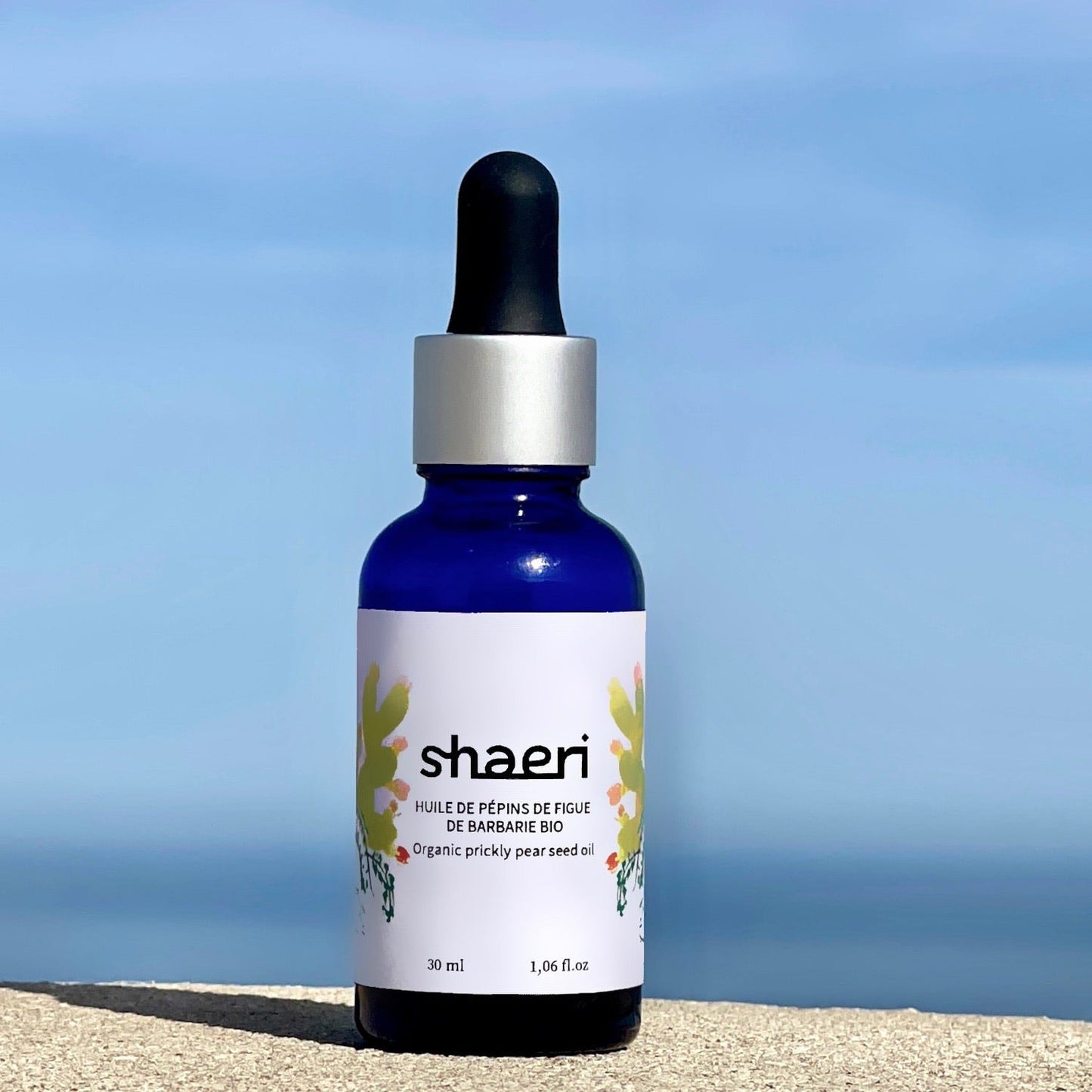 régénère les cheveux secs, abîmés et apporte souplesse et tonicité aux peaux matures